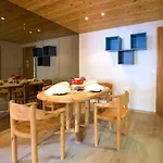 Granit-5 By Interhome 아파트
