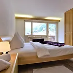 Granit-5 By Interhome 아파트 *