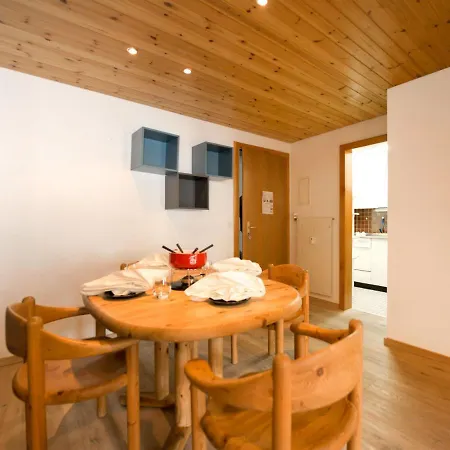 Granit-5 By Interhome Lägenhet Zermatt